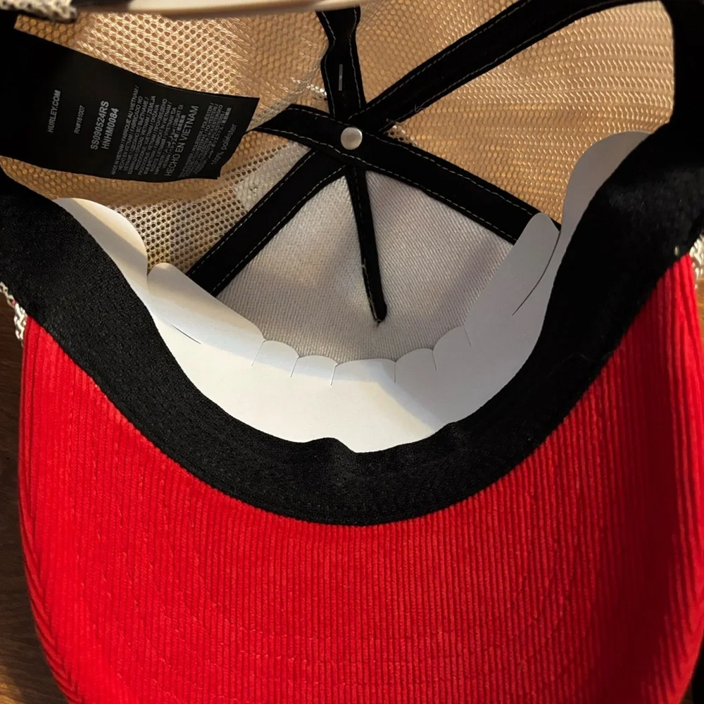 Hurley Red and Silver Party Hats
